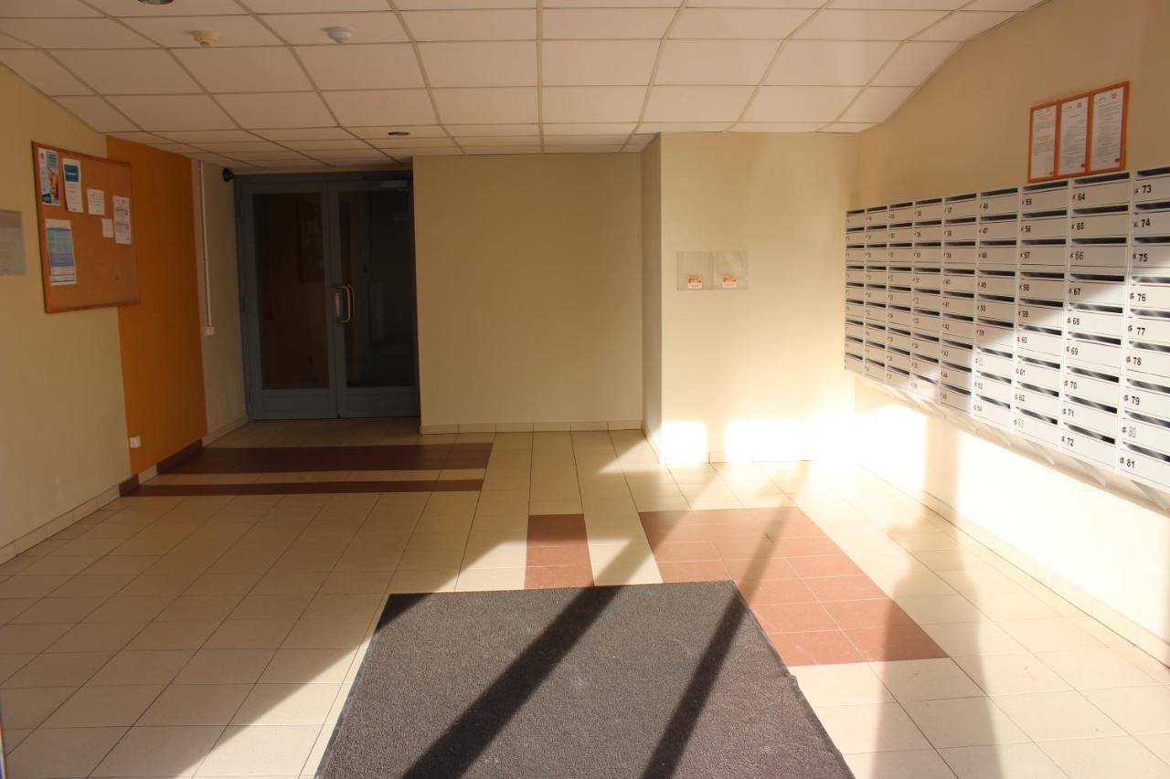 Riga Apartment Brivibas With Private Parking Exterior photo