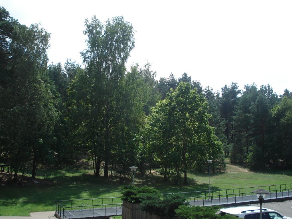 Riga Apartment Brivibas With Private Parking Exterior photo